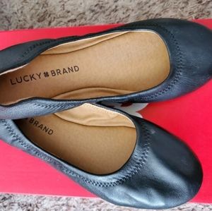 Leather slip on flats